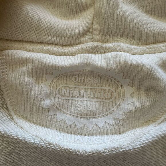 Nintendo Princess Peach Cream Zip-Up Hoodie - Picture 3 of 7
